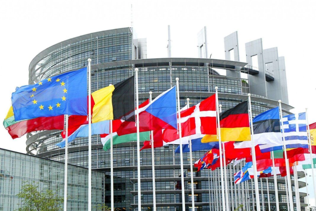 Parlamentul European analizează criza din Ucraina