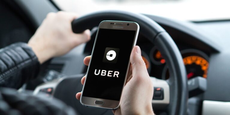 Uber mizează pe cererea de sărbători, după un al treilea trimestru anost