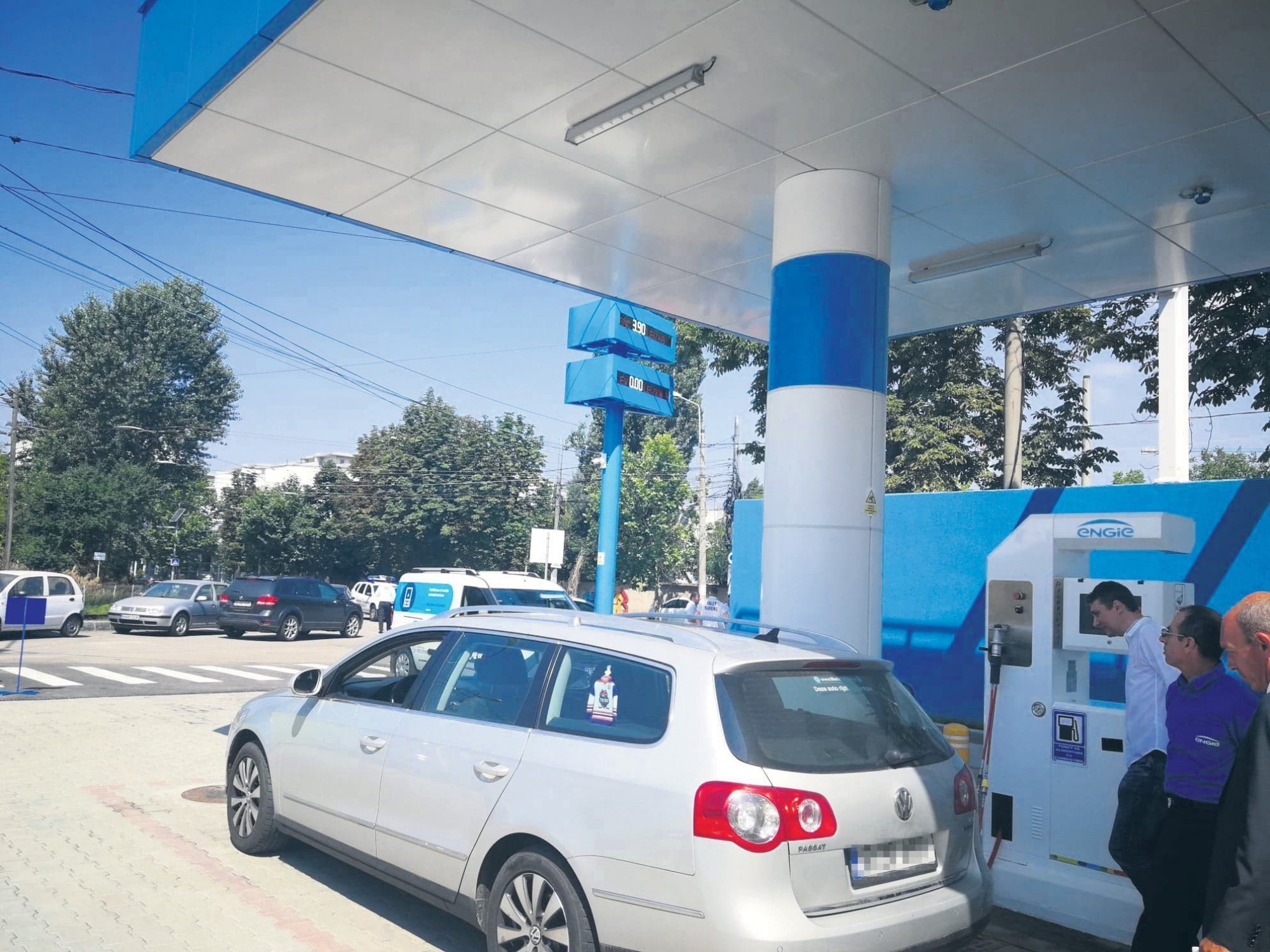 Prima stație de gaz natural comprimat, deschisă în București ...