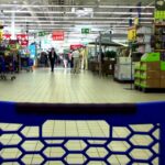Salariații din grupul Carrefour anunță proteste de săptămâna viitoare
