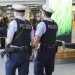 Troc german pentru infractori: predai armele albe, ai abonament gratuit la Netflix