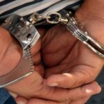 Metoda „accidentul”, din nou în vogă. Patru persoane din Gorj și Vrancea, reținute de polițiști
