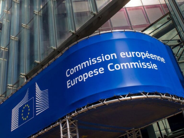 Comisia Europeană susține România să finalizeze dosarul aderării la Schengen până la finele lui 2024
