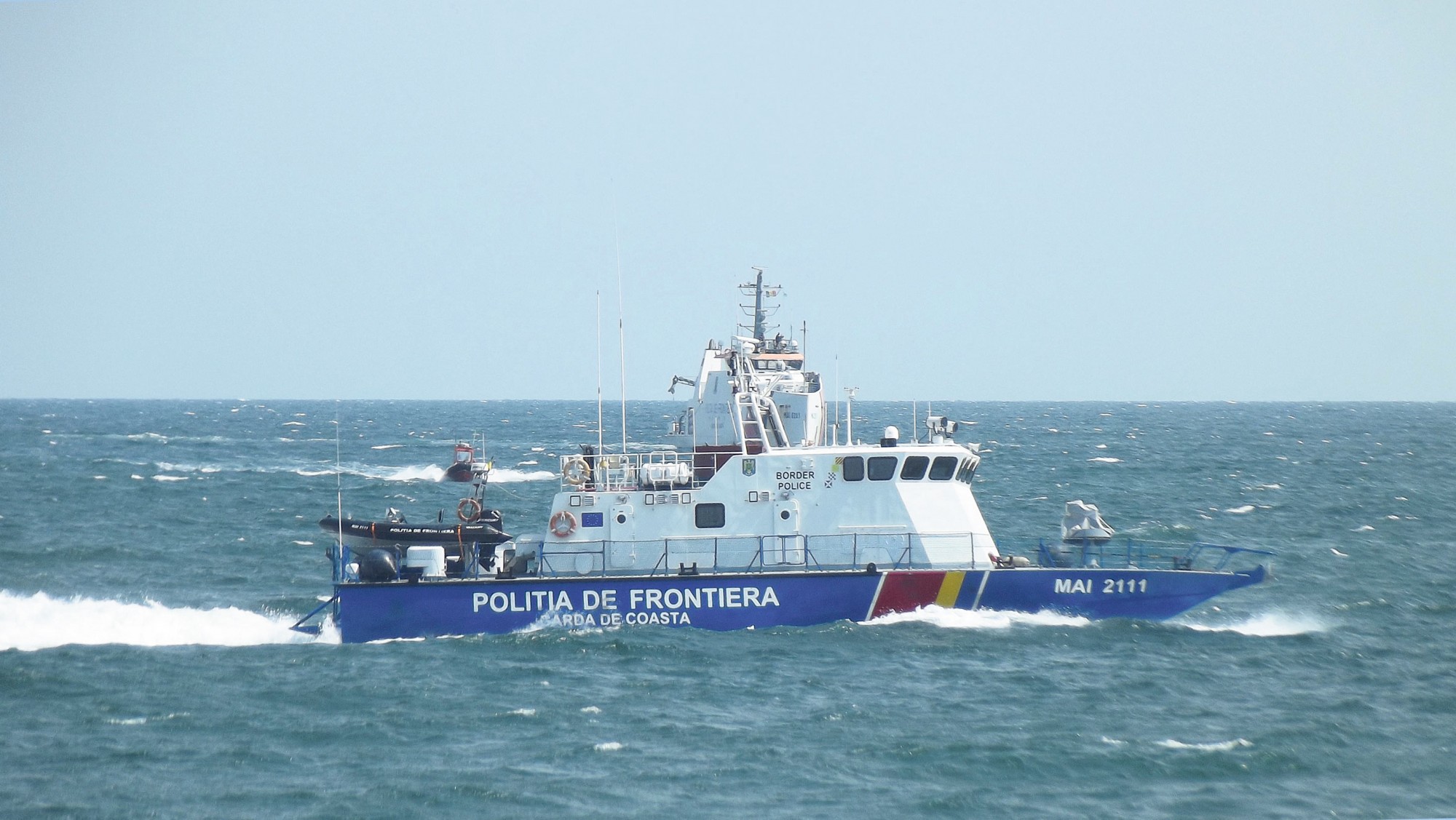 base bow Interpretation Navele de intervenție rapidă ale Gărzii de Coastă intră în reparații -  România Liberă
