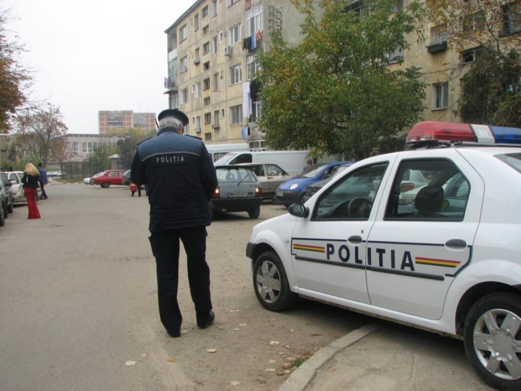 Cinci bărbați agresat sechestrat tineri Târgoviște