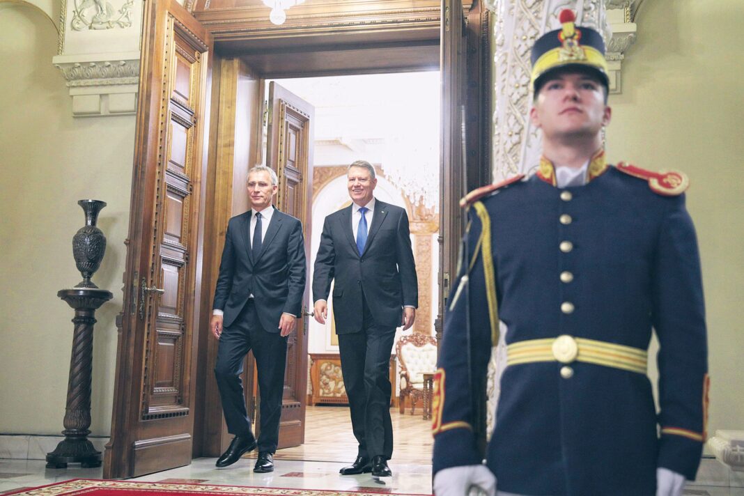 Președintele României și secretarul general NATO -Foto arhivă