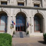 Statul oferă aproape 4.000 de euro pentru românii aflaţi în pericol