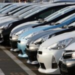 Românii investesc tot mai mult în mașini. Afacerile din comerțul cu autovehicule au crescut cu 17%, în primele patru luni din 2023