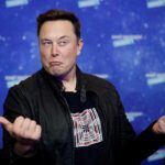 Elon Musk a anunțat când va prezenta “Robotaxi”