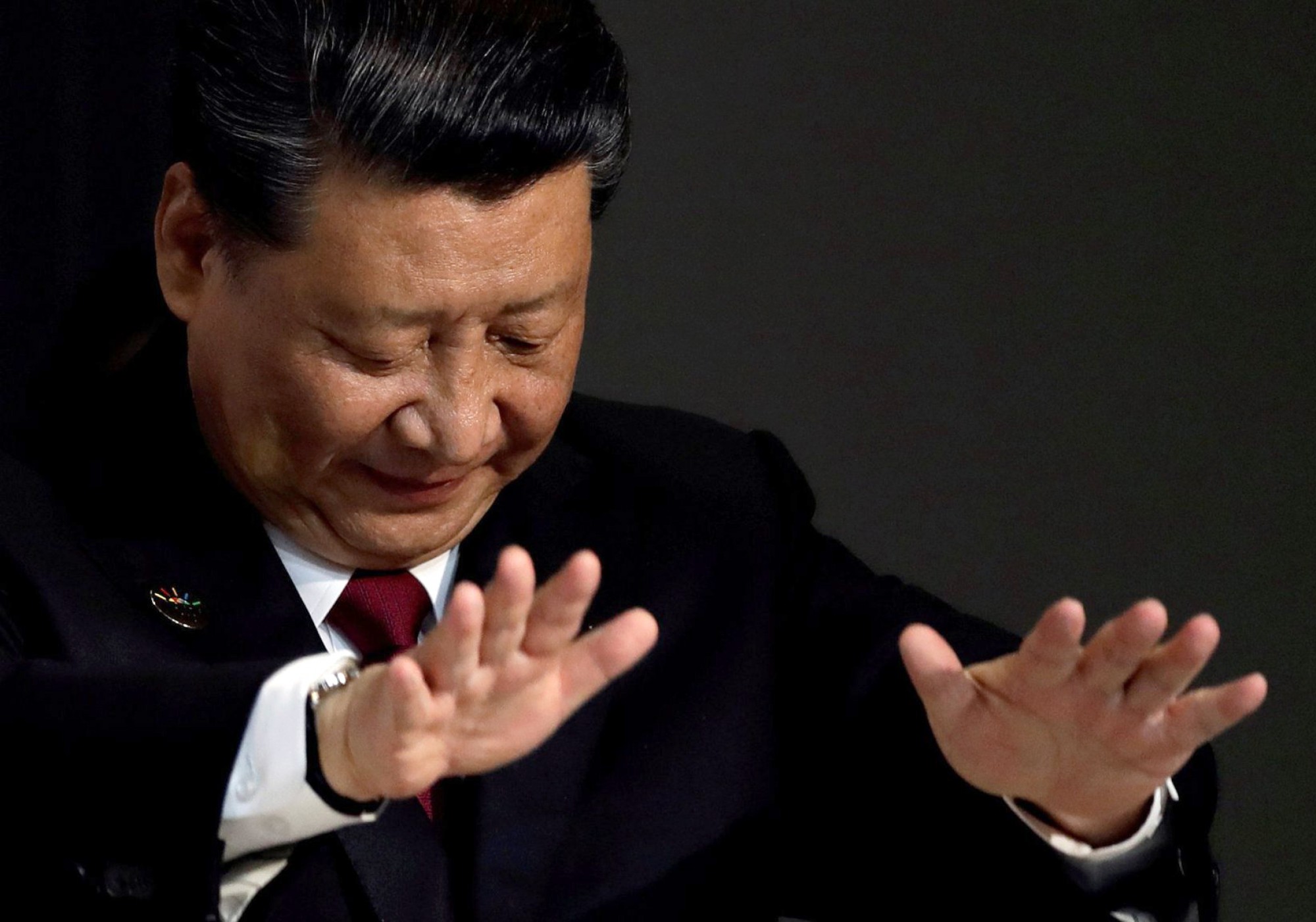 Китай удивлен. Си Цзиньпин. Знак приветствия в Китае. Арест си Цзиньпина.