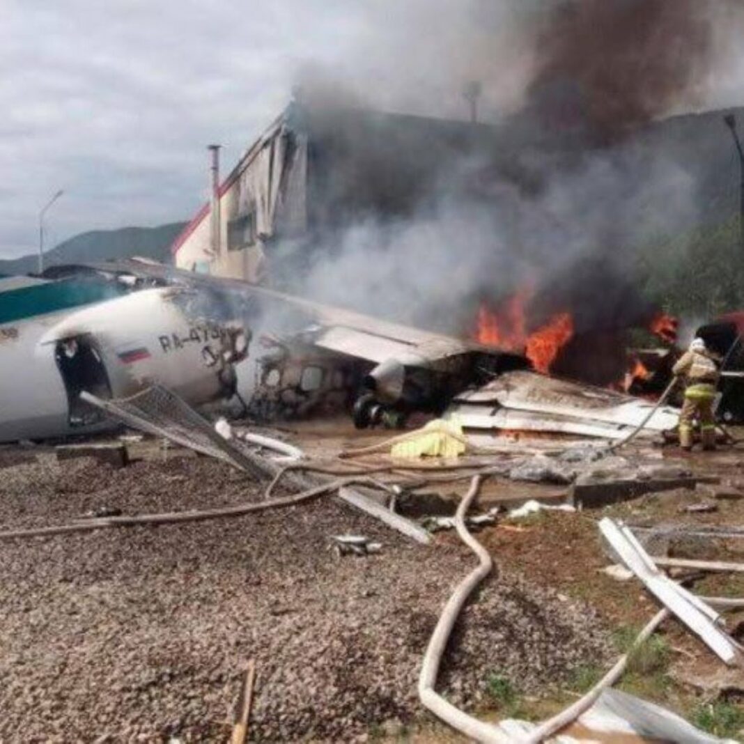 avion mici dimensiuni prăbușit Rusia