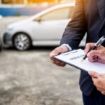 Trei persoane reținute pentru că ar fi întocmit în fals polițe RCA