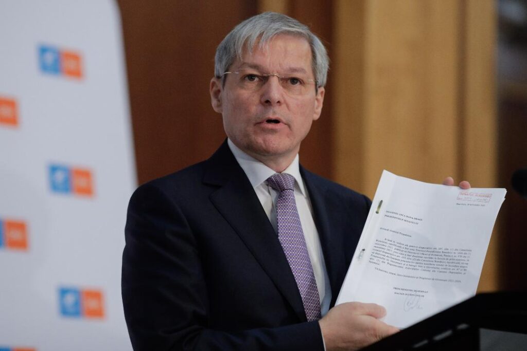 Dacian Cioloș a prezentat programul de guvernare în Parlament