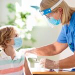OMS spulberă iluzia că dozele booster vor termina pandemia