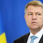În plin război, Iohannis semnează tot mai multe demisii