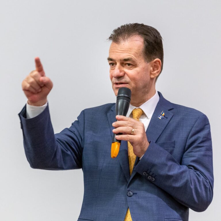 Ludovic Orban: „Cârdăşia inexplicabilă dintre Iohannis şi PSD mă obligă să nu-i lăsăm fără reprezentare pe oamenii care ne-au votat”