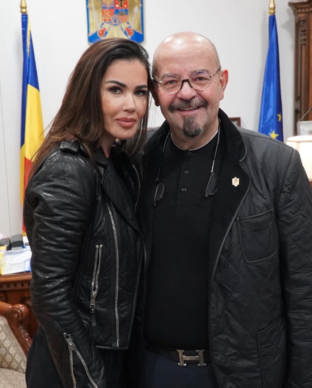 Oana Zăvoranu și Piedone s-au fotografiat la primărie