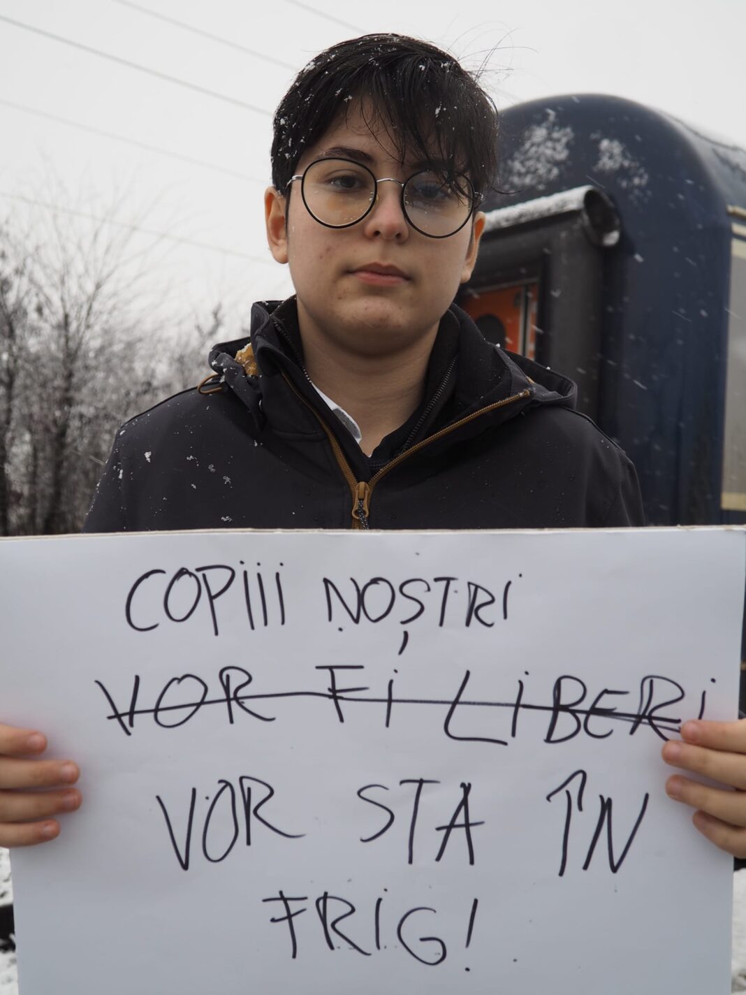 Apelul Disperat Al Elevilor Blocați în Tren în Frig România Liberă
