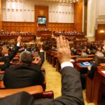 Parlamentul confirmă că postul de director SRI este vacant, după demisia lui Hellvig