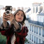 Serialul ,,Emily in Paris” stârnește furie în Ucraina