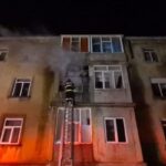 Incendiu la un bloc de locuințe