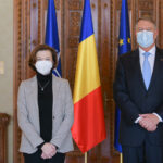 Președintele Iohannis salută decizia Franței de a trimite militari în România