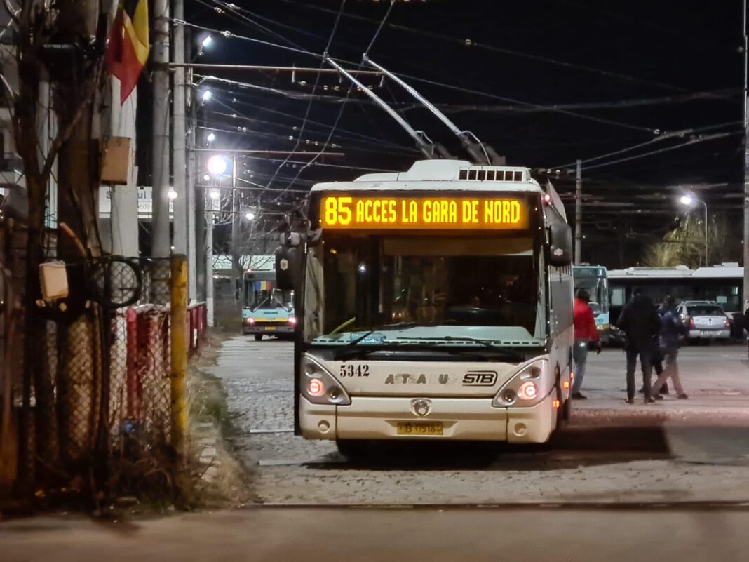 Autobuze București