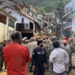 Peste 100 de persoane au murit în alunecări de teren în Brazilia