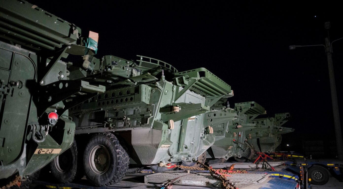 Armament american - Foto Inquam Photos / Cornel Putan / arhivă