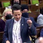 Trudeau: „Conservatorii pot suporta cu oamenii care flutură simbolul svastic”