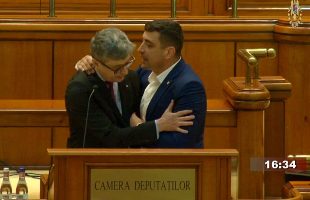 George Simiomn și Virgil Popescu în Parlamentul României