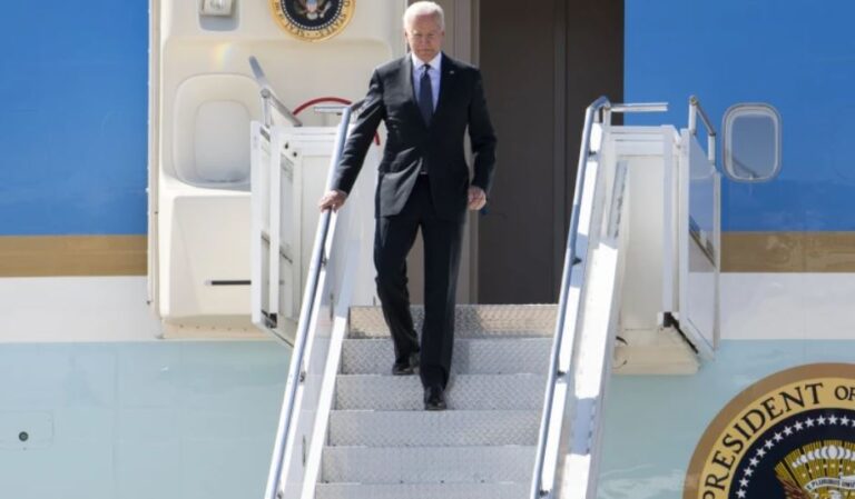 Joe Biden a ajuns la Belfast pentru o vizită scurtă în Irlanda de Nord