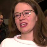 Muzicienii ucraineni susțin un concert într-un adăpost de metrou de la Harkov