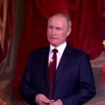 VIDEO: Putin participă la slujba de Paște de la Moscova