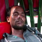 VIDEO: Muncitorii din Bangladesh se luptă cu căldura extremă