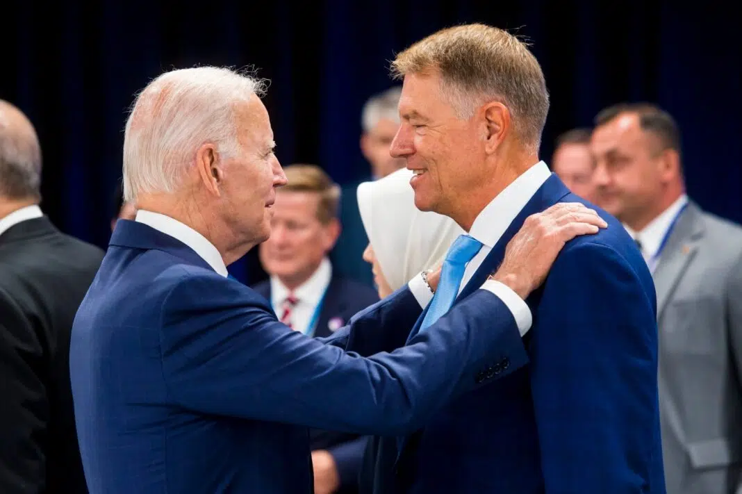 Președinții Biden și Iohannis / Foto arhivă