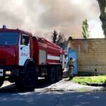 VIDEO: Fum dens în Donețk după un atac cu rachete