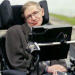 Stephen Hawking, despre inteligența artificială: „Ar putea însemna sfârșitul rasei umane!”
