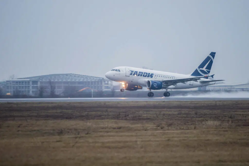 Blue Air TAROM