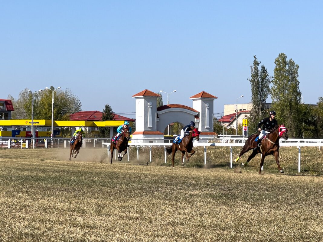 Hipodromul Ploiești centenarul Marii Încoronări