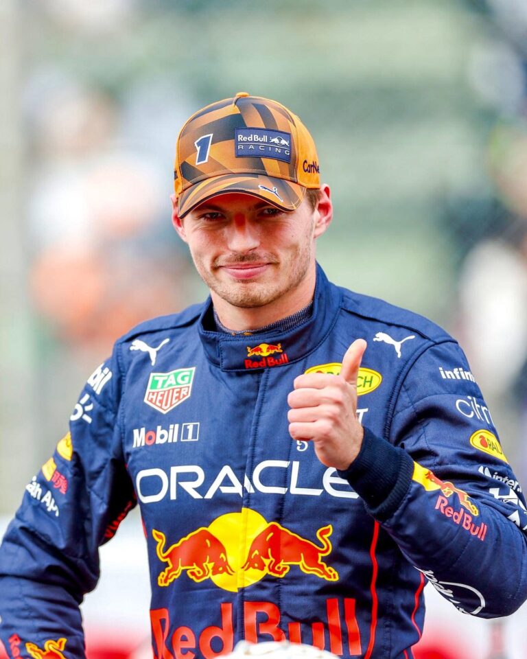 Max Verstappen, triumfător în Marele Premiu al Australiei, după o cursă cu opt abandonuri
