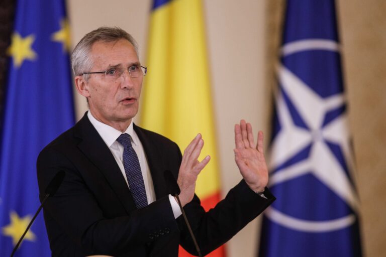 Stoltenberg, după discuția purtată cu Klaus Iohannis: „România este esenţială pentru apărarea Flancului Estic al NATO”