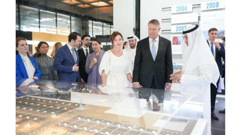 Președintele Iohannis a vizitat Masdar City, “orașul verde” de lângă Abu Dhabi