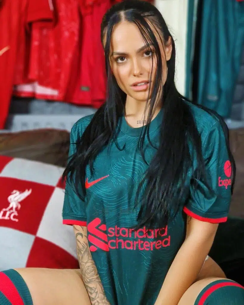 Saskia Jade Babestation FC Liverpool Manchester United 7-0