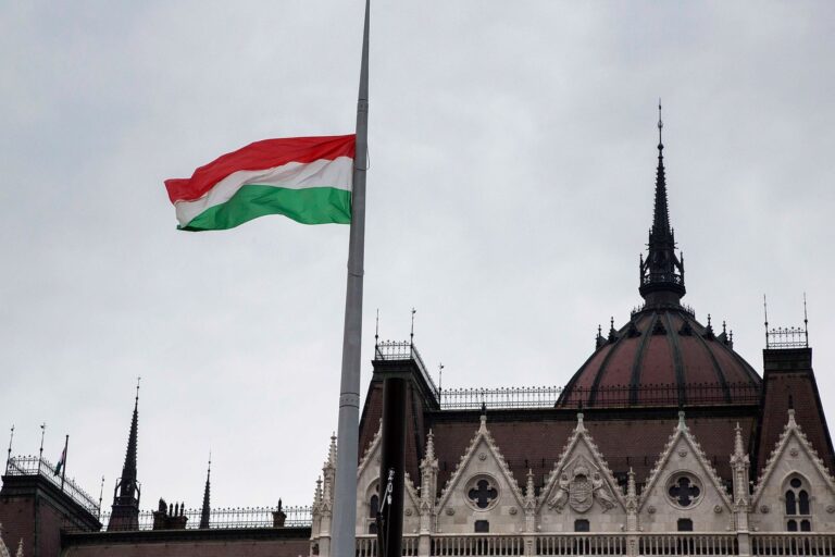 Ungaria a amânat din nou ratificarea aderării Finlandei și Suediei la NATO