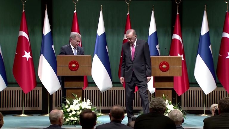 VIDEO: Turcia va ratifica candidatura Finlandei la NATO