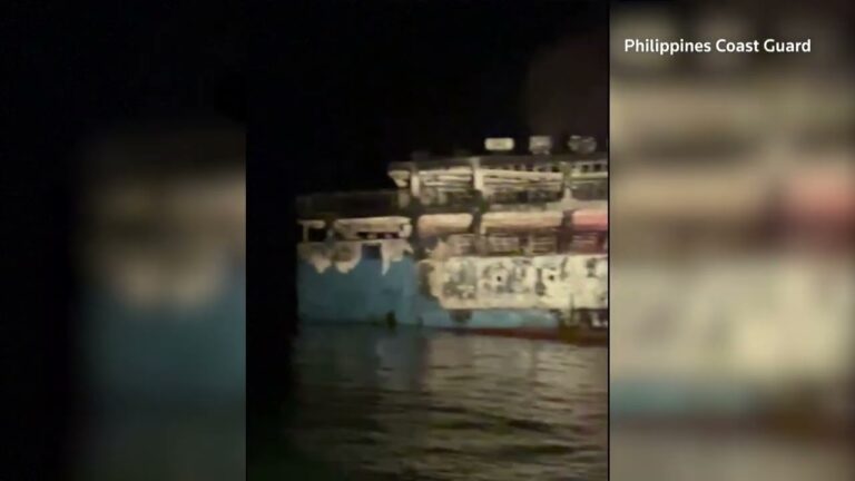 Un incendiu asupra unui feribot interinsular din Filipine a ucis cel puțin 28 de persoane