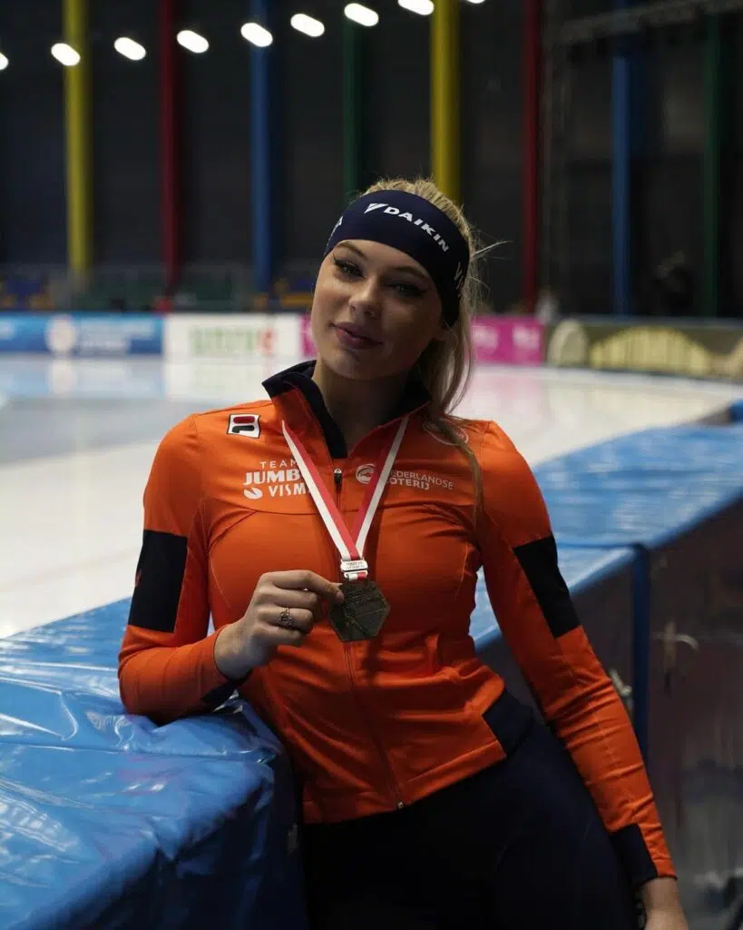 Jutta Leerdam patinatoare sexy Jake Paul galerie foto