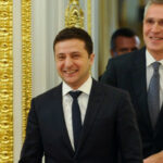 Zelenski i-a cerut lui Stoltenberg ca NATO să primească Ucraina în rândurile sale