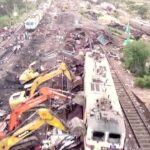 VIDEO: Ministrul indian al căilor ferate supraveghează locul tragediei